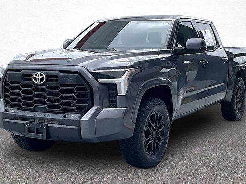 Used 2022 Toyota Tundra SR5 w/ TRD Sport Package image 4
