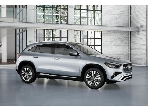 New 2026 Mercedes-Benz GLA 250 image 13