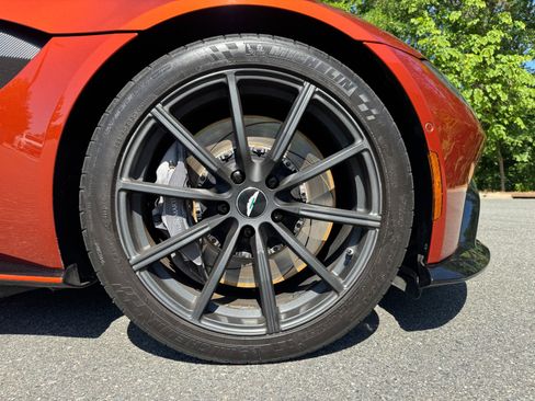 Used 2020 Aston Martin V8 Vantage Coupe RWD image 62