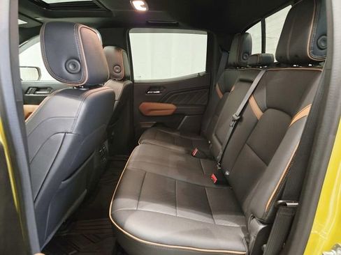 Used 2024 GMC Canyon AT4 w/ AT4 Premium Package image 10