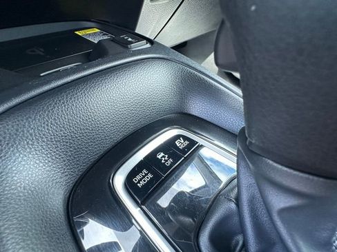 Certified 2023 Toyota Corolla XLE image 29