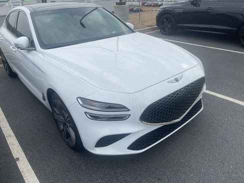 Used 2025 Genesis G70 3.3T Advanced w/ Sport Prestige Package image 15