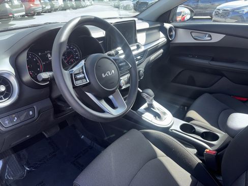 Used 2024 Kia Forte LXS w/ LXS Technology Package image 10