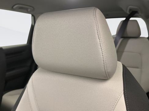 Used 2026 Honda CR-V LX image 8