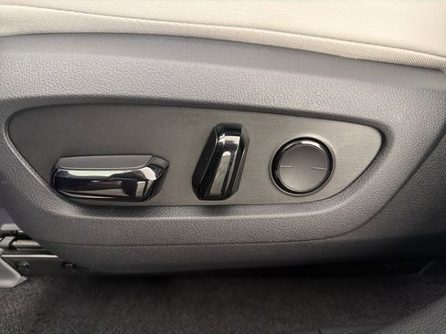 Used 2023 Lexus RX 350 w/ Cold Area Package image 5