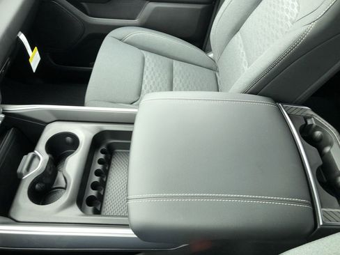 New 2026 RAM 1500 4x4 Crew Cab image 25