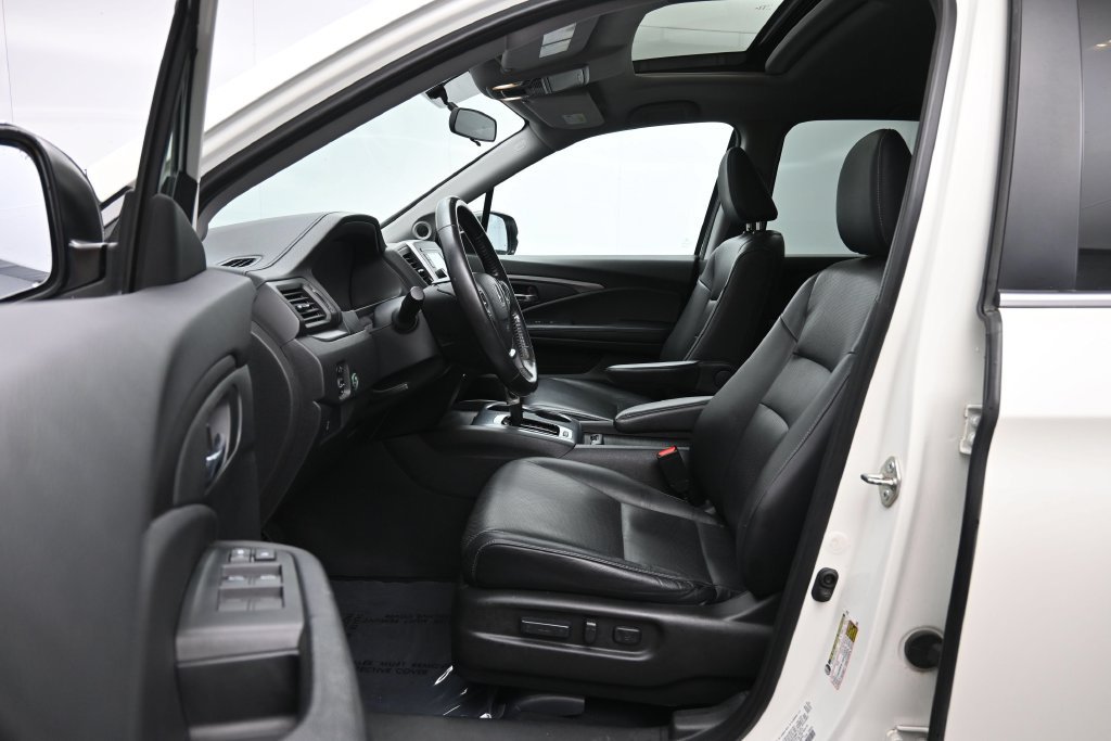 Used 2019 Honda Ridgeline RTL image 16