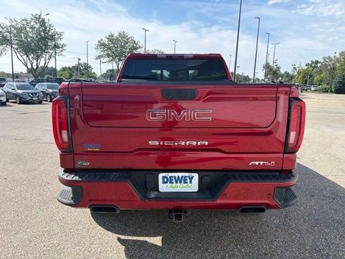 Used 2022 GMC Sierra 1500 AT4 w/ AT4 Premium Package AWD/4WD image 4