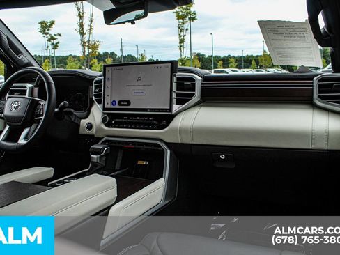 Used 2024 Toyota Sequoia Capstone image 27