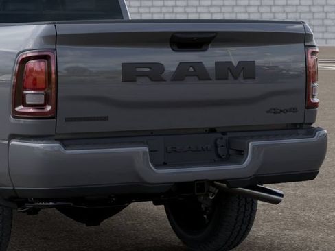 New 2026 RAM 2500 Big Horn AWD/4WD image 13