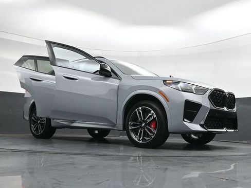 New 2026 BMW X2 xDrive28i w/ Technology Package AWD/4WD image 49