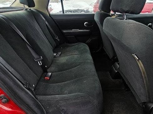 Used 2011 Nissan Versa 1.8 S FWD image 15