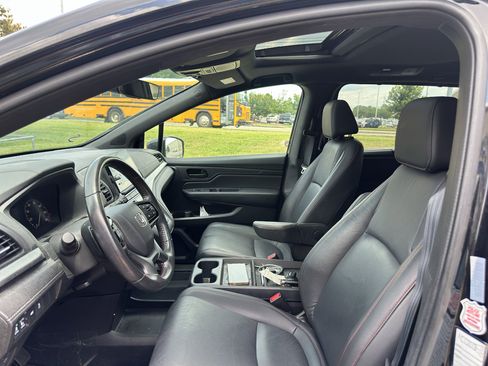Used 2025 Honda Odyssey Sport-L image 21