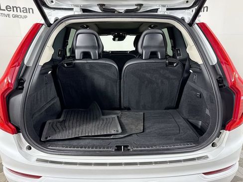 Used 2018 Volvo XC90 T6 Momentum w/ Convenience Package image 27