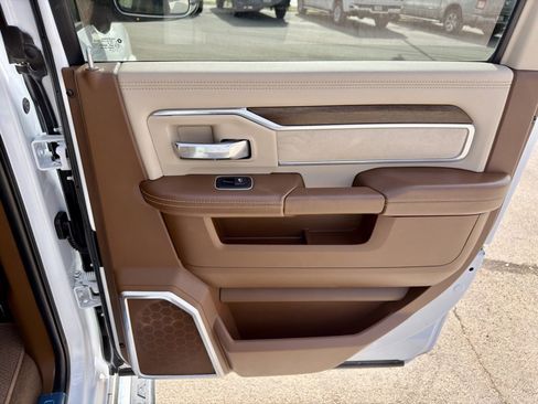 Used 2022 RAM 3500 Laramie image 29
