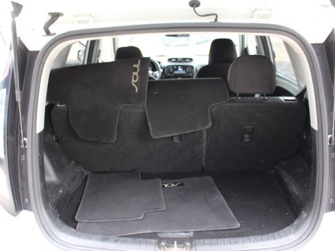 Used 2018 Kia Soul image 32