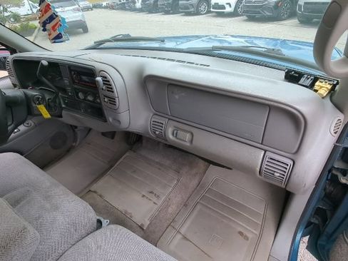 Used 1998 Chevrolet Silverado 1500 2WD Extended Cab w/ Preferred Equipment Group 2 image 16
