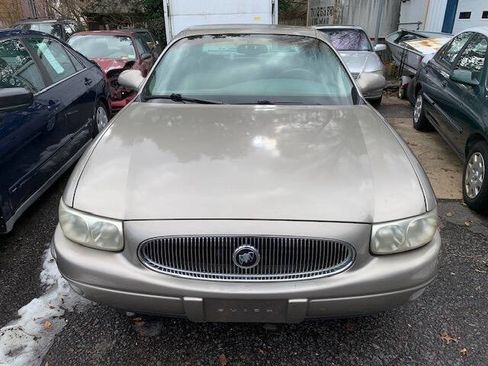 Used 2002 Buick Le Sabre Custom w/ Luxury Pkg image 1