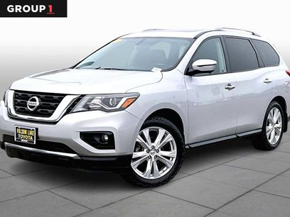 Used 2018 Nissan Pathfinder SL w/ SL Premium Package