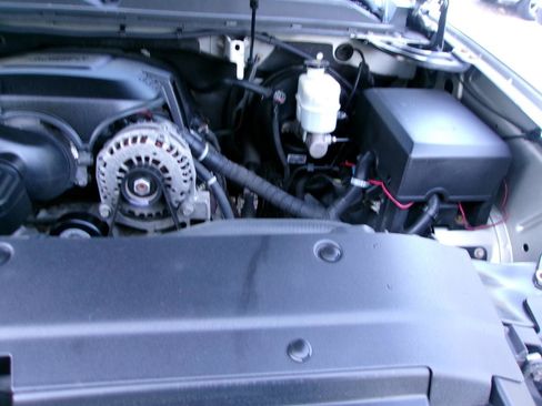Used 2011 GMC Yukon SLT AWD/4WD image 20