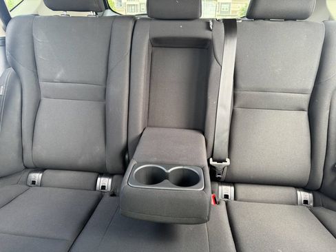 Used 2023 Nissan Rogue S AWD/4WD image 26