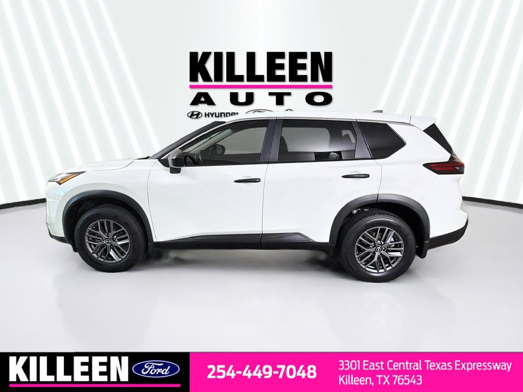 Used 2024 Nissan Rogue S FWD image 4