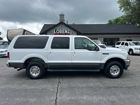 Used 2002 Ford Excursion XLT AWD/4WD image 5