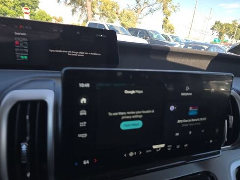 Used 2025 Ford Expedition Active AWD/4WD image 14