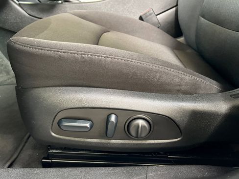 Used 2024 Chevrolet Malibu LT image 13