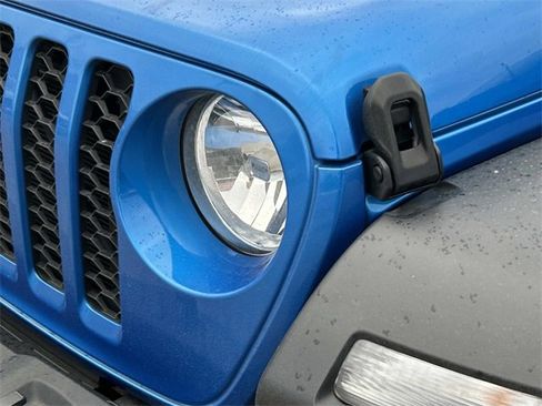 Used 2024 Jeep Wrangler Sport S image 8