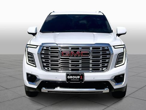 Used 2026 GMC Yukon XL Denali w/ Sun & Power Step Package RWD image 6