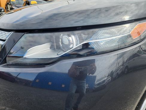 Used 2012 Chevrolet Volt FWD image 26