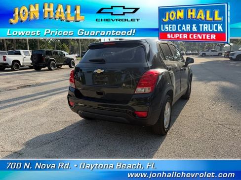 Used 2019 Chevrolet Trax LS FWD image 9