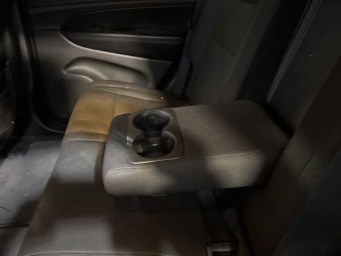 Used 2018 Jeep Grand Cherokee Laredo image 18