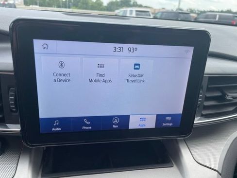 Used 2021 Ford Explorer XLT w/ Equipment Group 202A AWD/4WD image 34