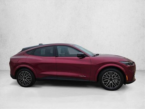 Used 2025 Ford Mustang Mach-E Premium image 4