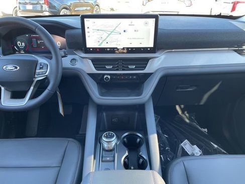 New 2026 Ford Explorer Active w/ Active Comfort Package image 11