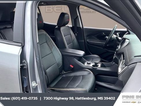 Used 2023 GMC Terrain AT4 image 6