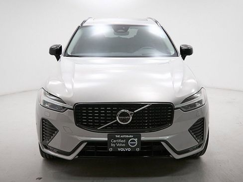 Used 2023 Volvo XC60 B6 Ultimate w/ Protection Package Premier image 5