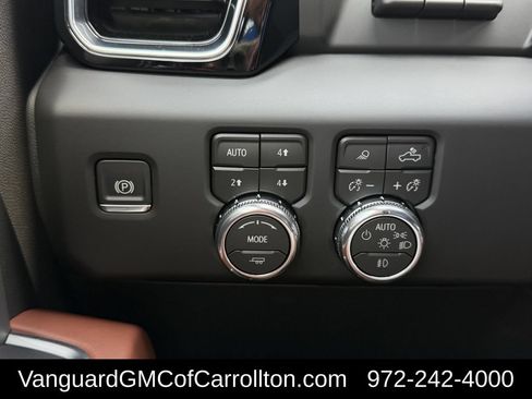 Used 2026 GMC Sierra 2500 Denali Ultimate AWD/4WD image 19