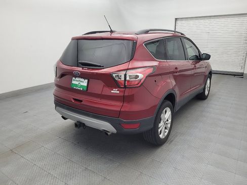 Used 2017 Ford Escape SE w/ Equipment Group 201A FWD image 9