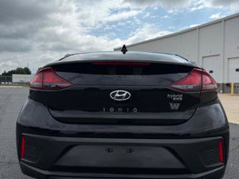 Used 2019 Hyundai Ioniq Blue FWD image 5