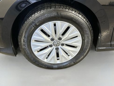 Used 2019 Volkswagen Jetta S w/ Driver Assistance Package image 11