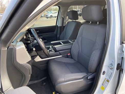 Used 2024 Toyota Tundra SR5 w/ SR5 Convenience Package image 18