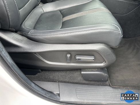 Used 2025 Honda Pilot Touring image 62