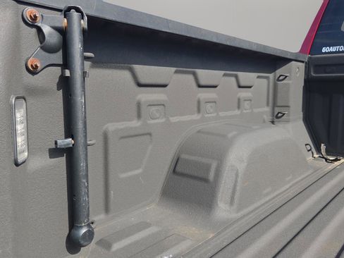 Used 2019 GMC Sierra 1500 SLT image 23