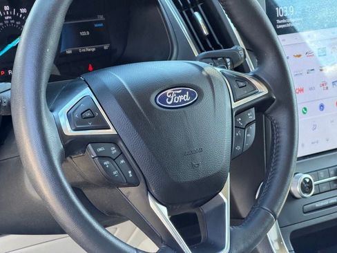 Certified 2023 Ford Edge Titanium w/ Equipment Group 301A AWD/4WD image 18