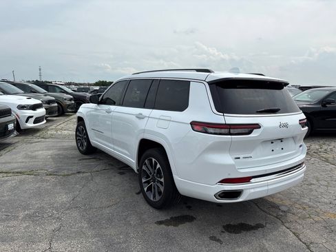 Used 2021 Jeep Grand Cherokee L Overland w/ Advanced Protech Group III AWD/4WD image 8