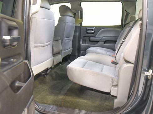 Used 2018 Chevrolet Silverado 2500 W/T image 4