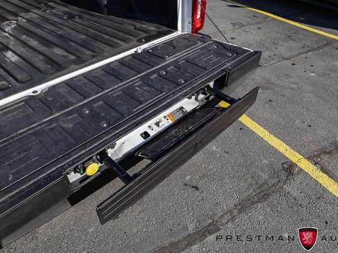 Used 2025 Ford F350 Lariat w/ Chrome Package image 45